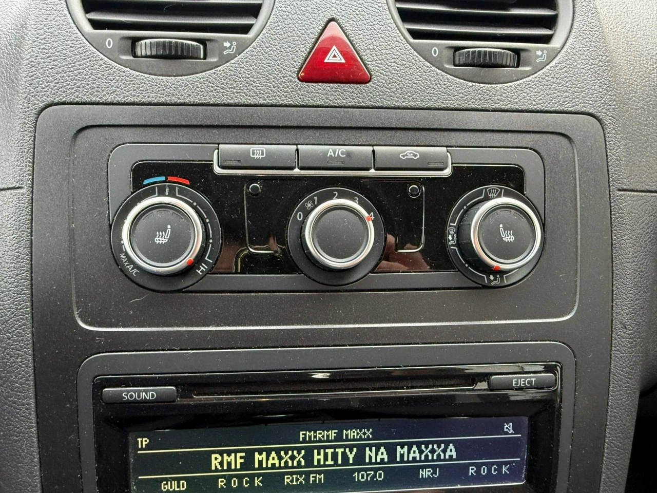 Volkswagen Caddy - Zdjęcie 24