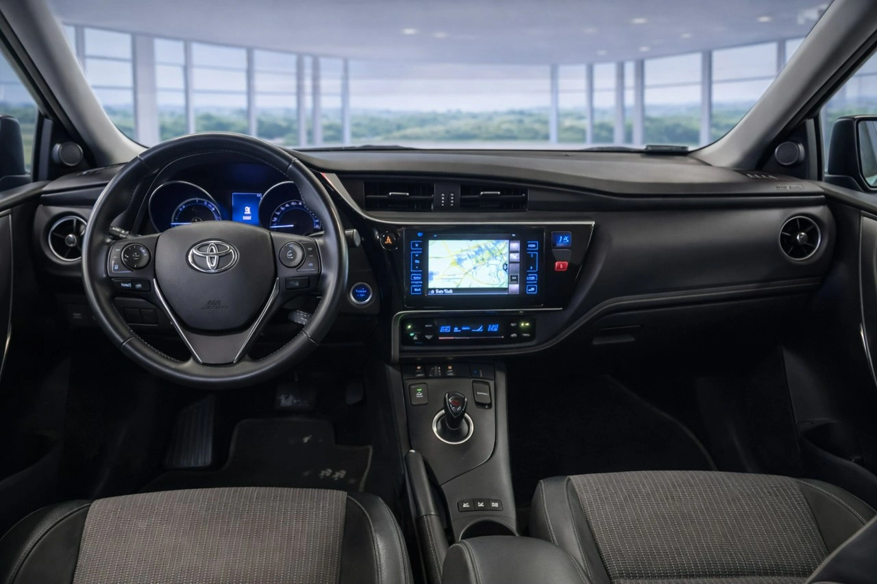 Toyota Auris - Zdjęcie 15