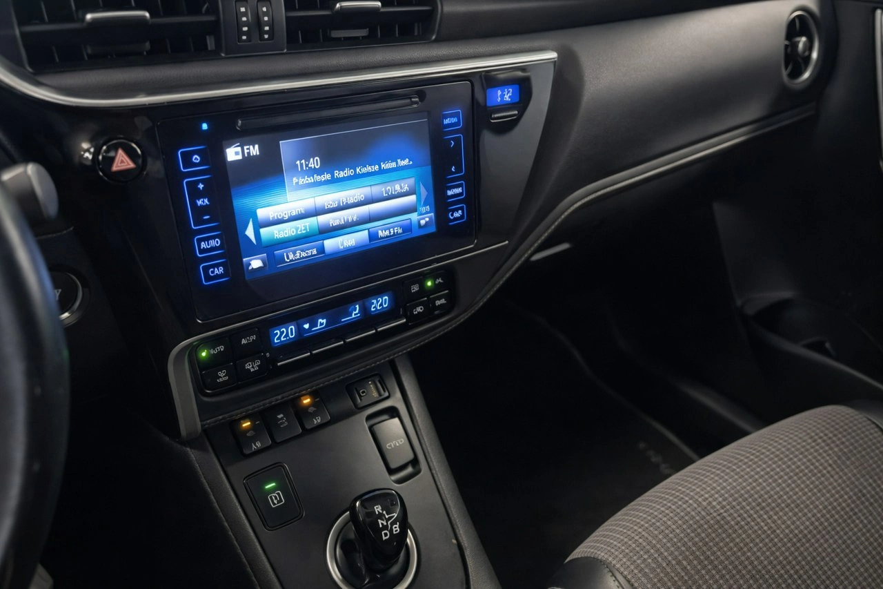 Toyota Auris - Zdjęcie 4