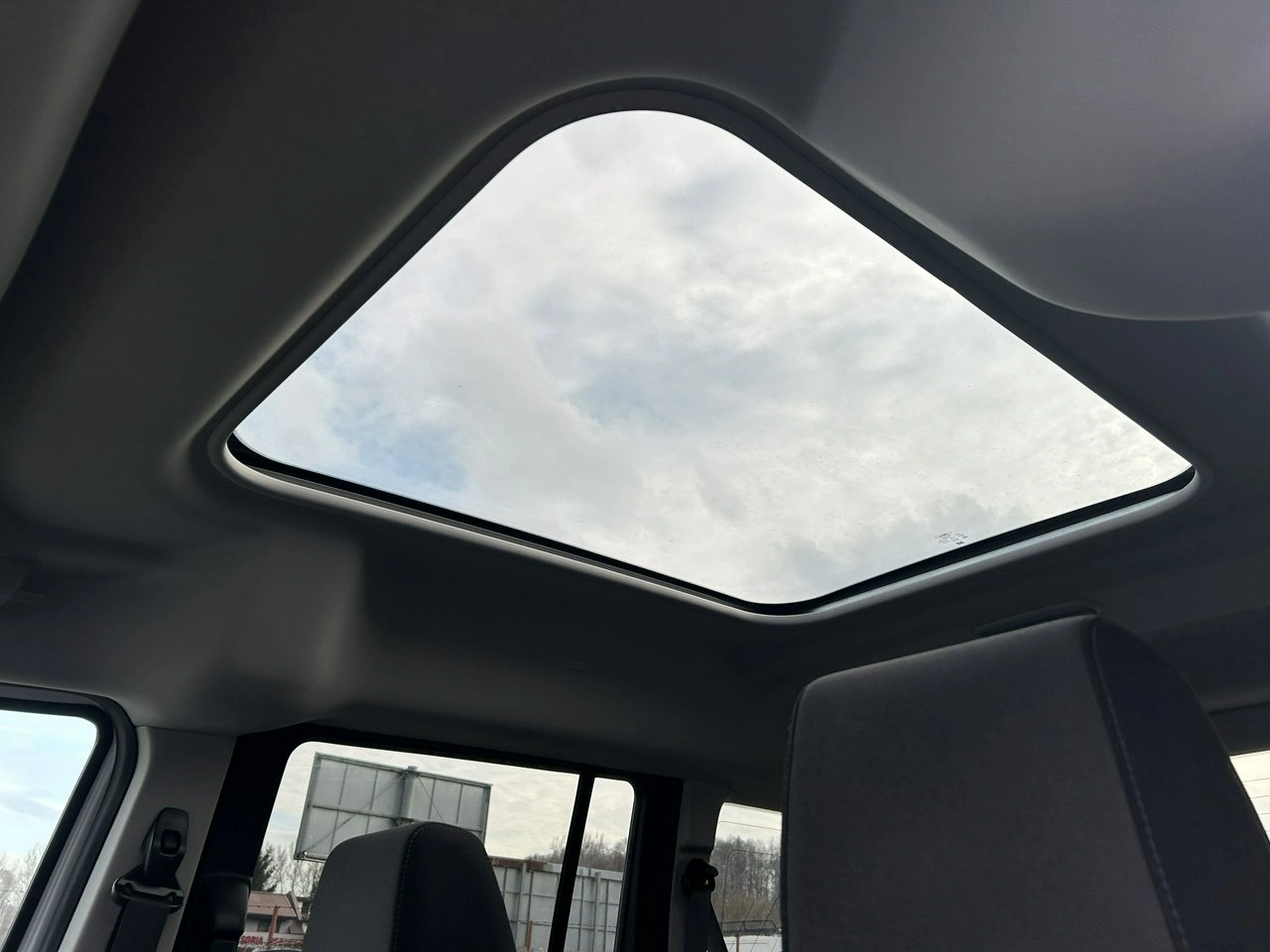 Ford Tourneo Connect - Zdjęcie 14