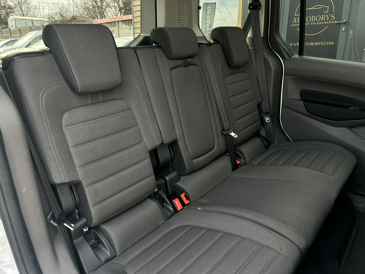 Ford Tourneo Connect - Zdjęcie 35