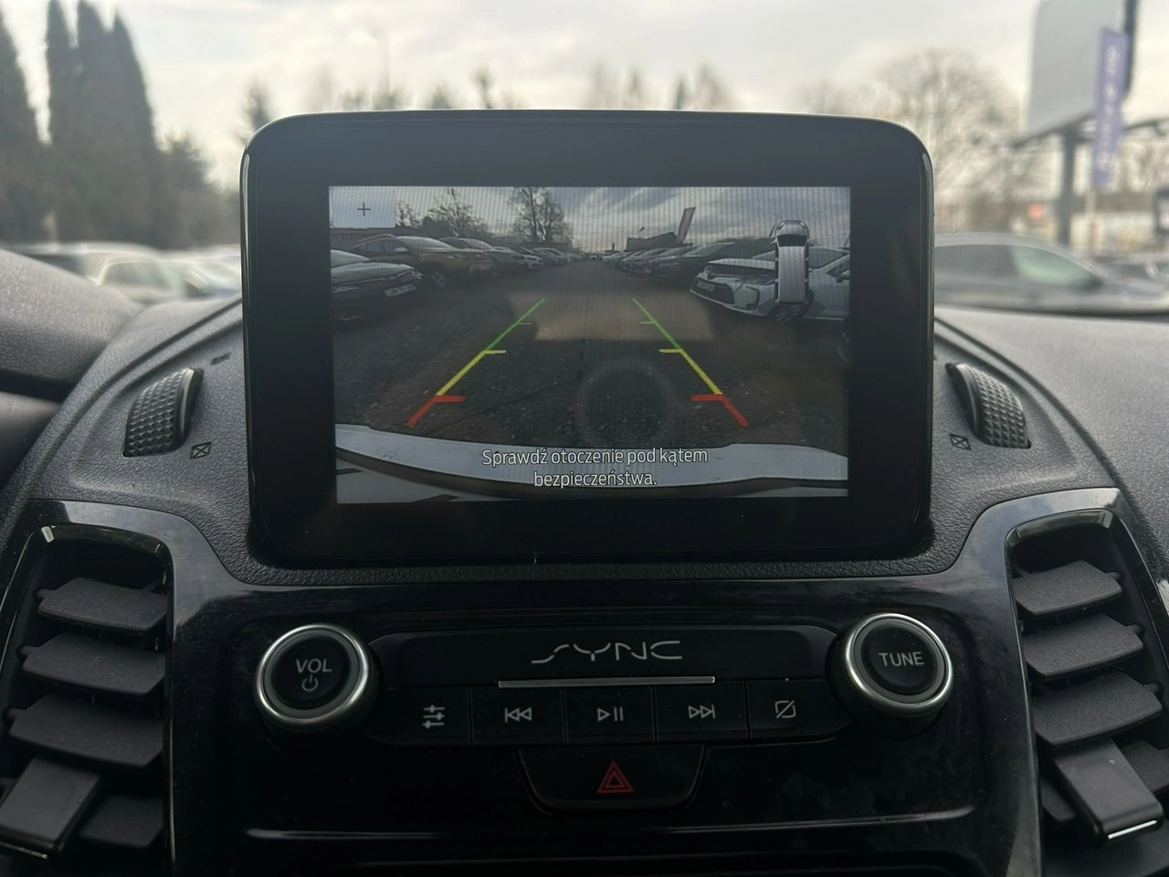 Ford Tourneo Connect - Zdjęcie 11