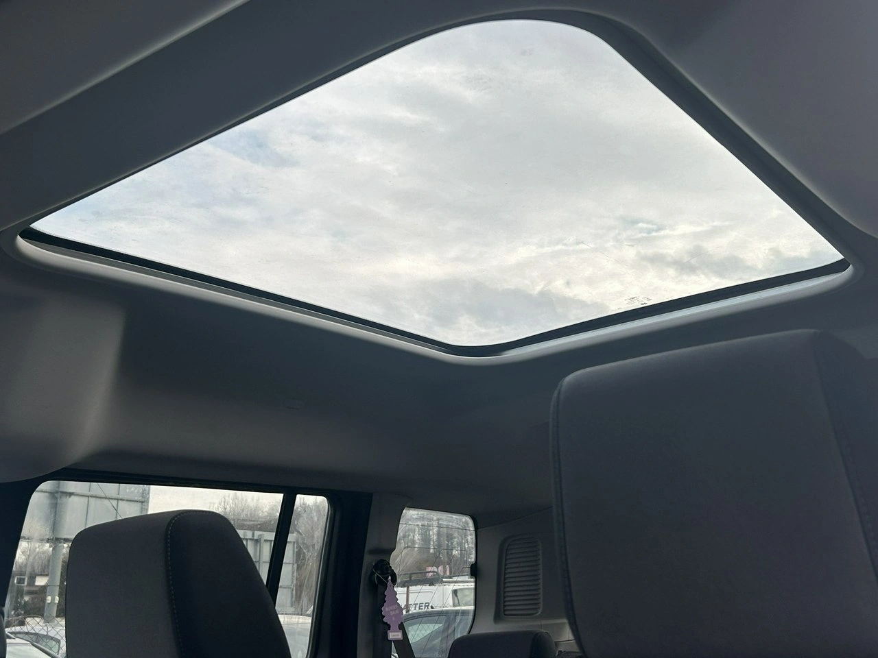 Ford Tourneo Connect - Zdjęcie 15