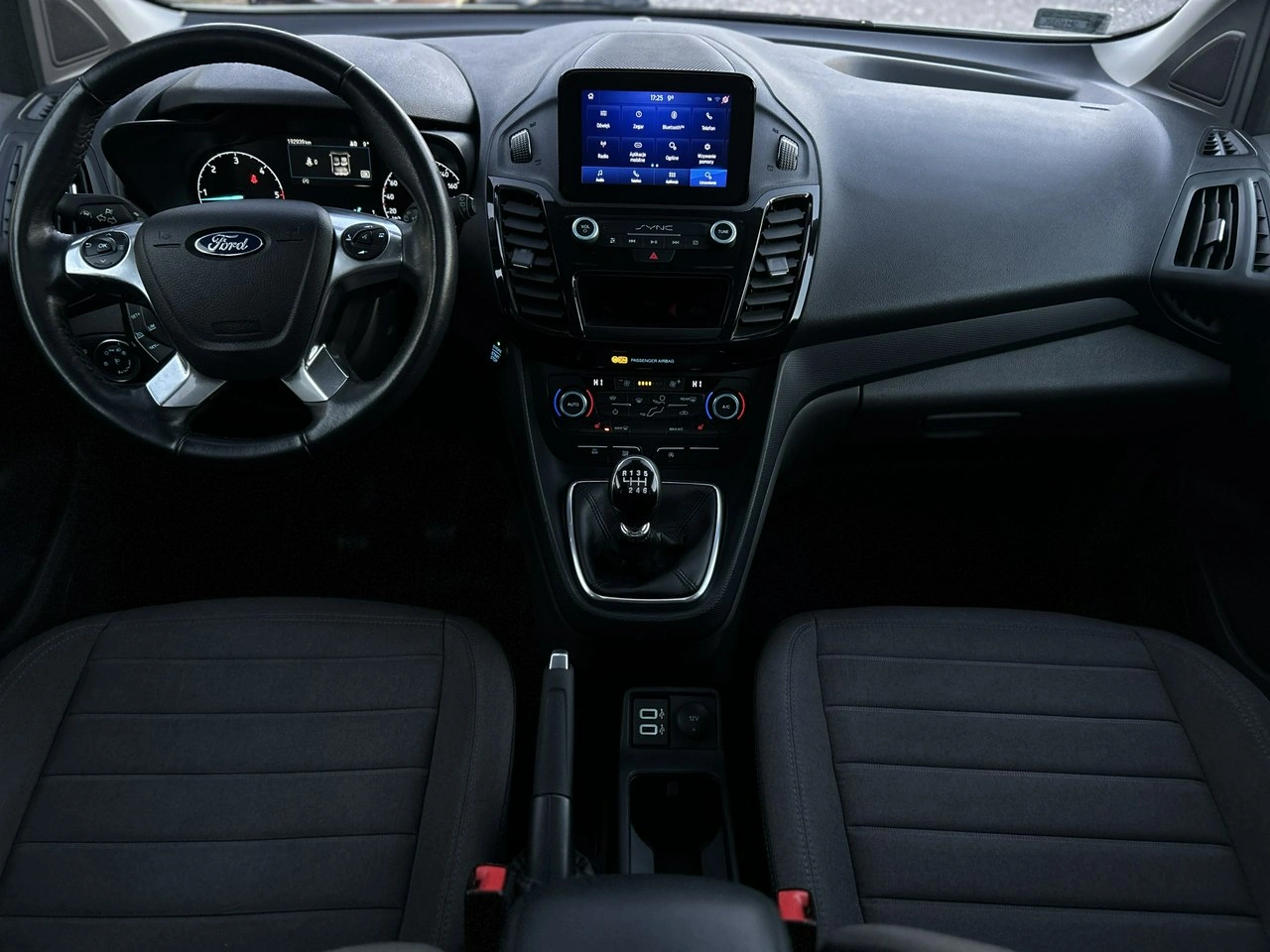 Ford Tourneo Connect - Zdjęcie 13