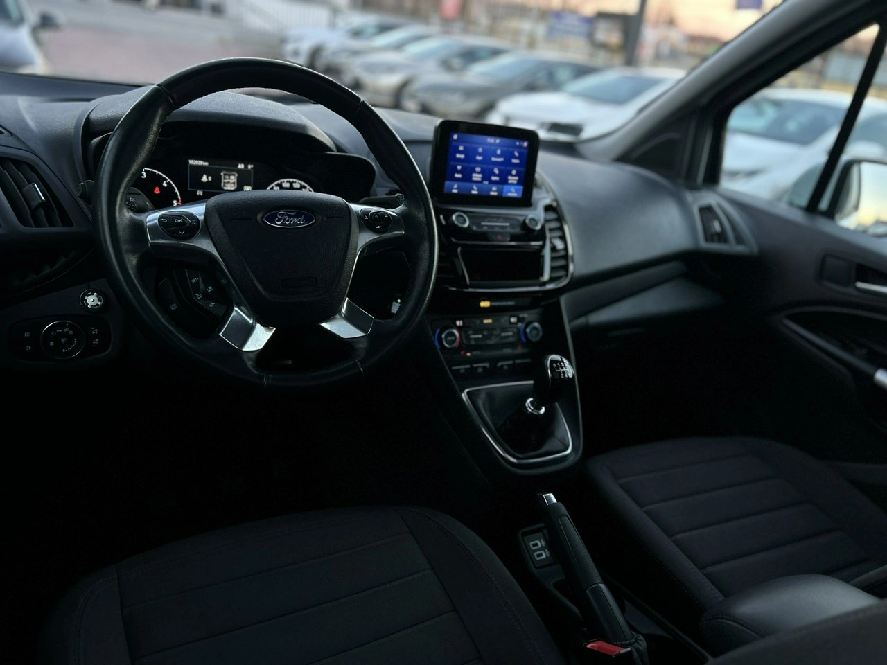 Ford Tourneo Connect - Zdjęcie 14
