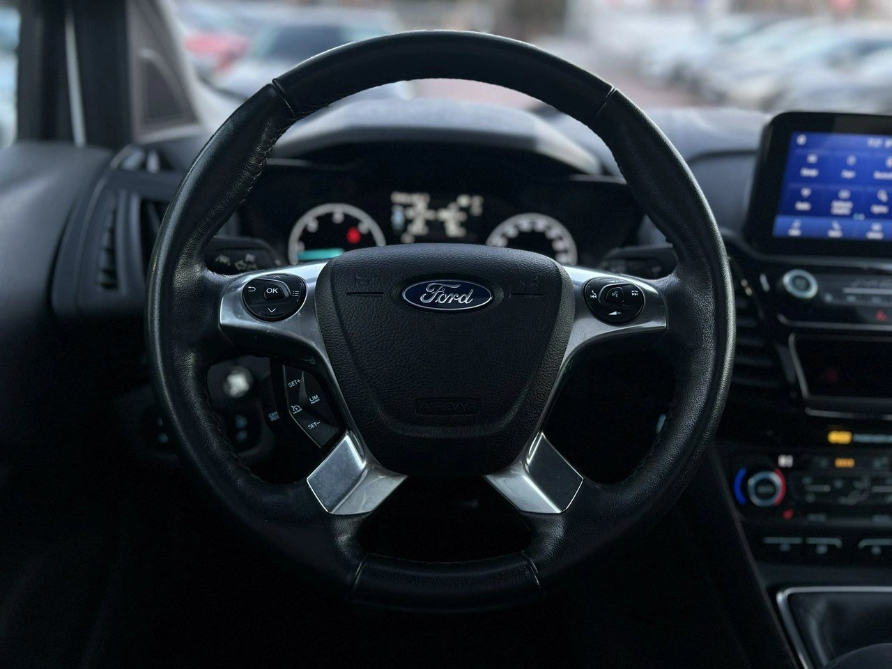 Ford Tourneo Connect - Zdjęcie 16