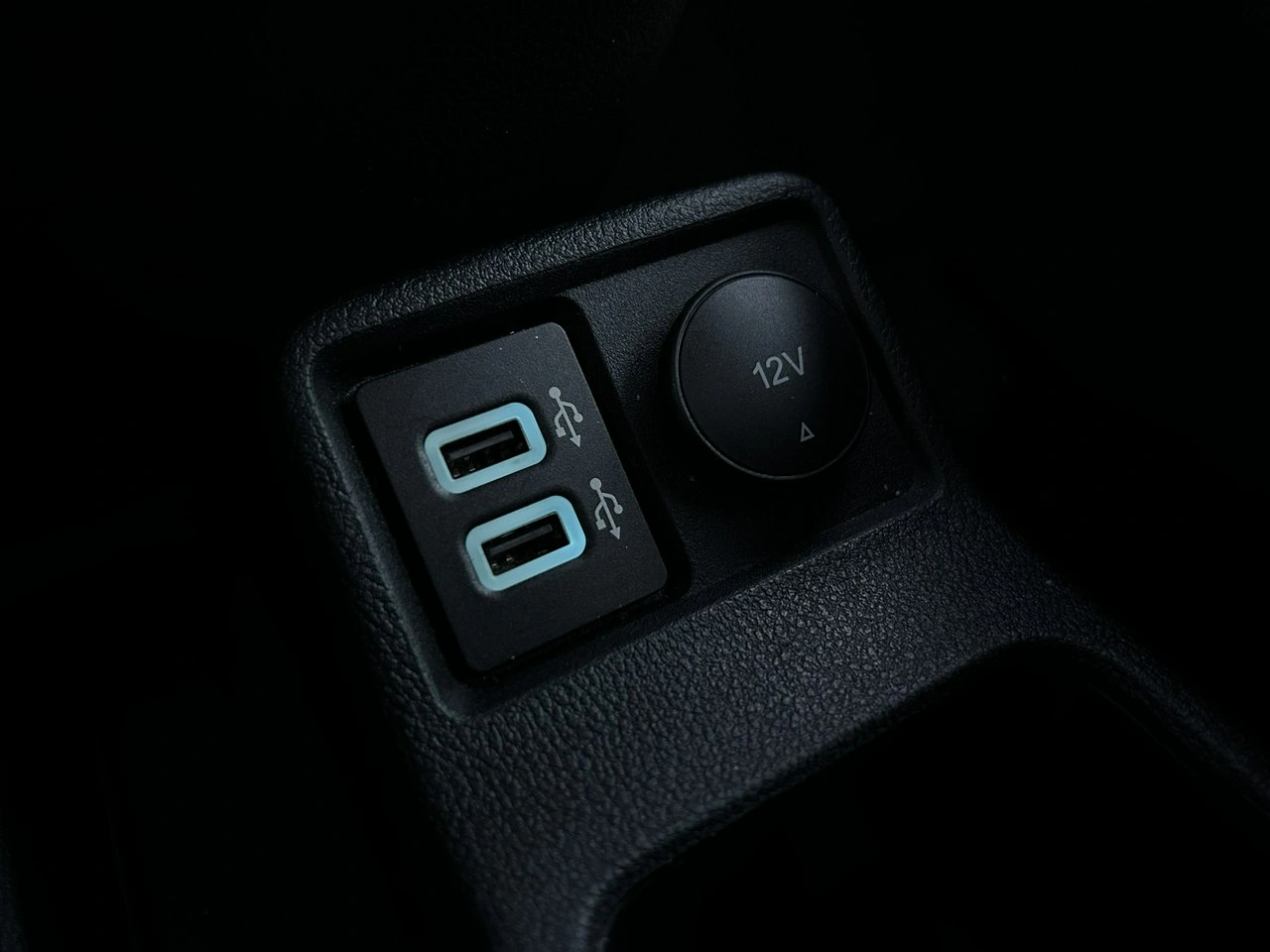 Ford Tourneo Connect - Zdjęcie 33