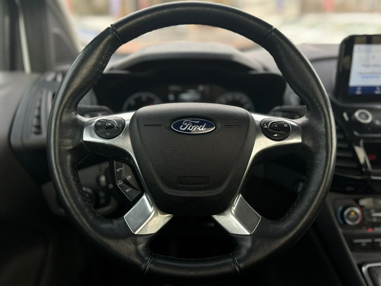 Ford Tourneo Connect - Zdjęcie 6