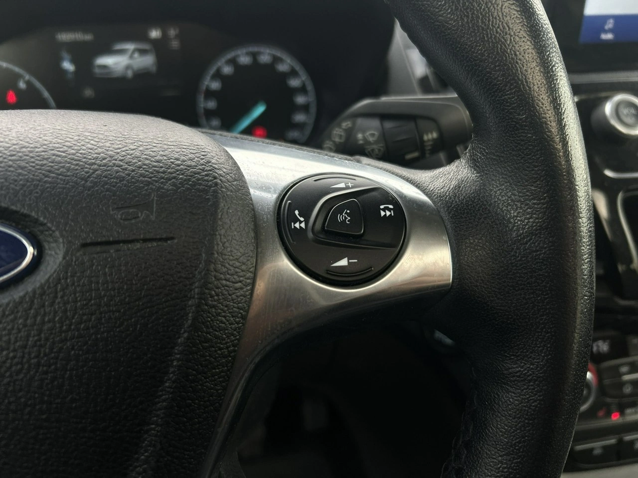 Ford Tourneo Connect - Zdjęcie 7