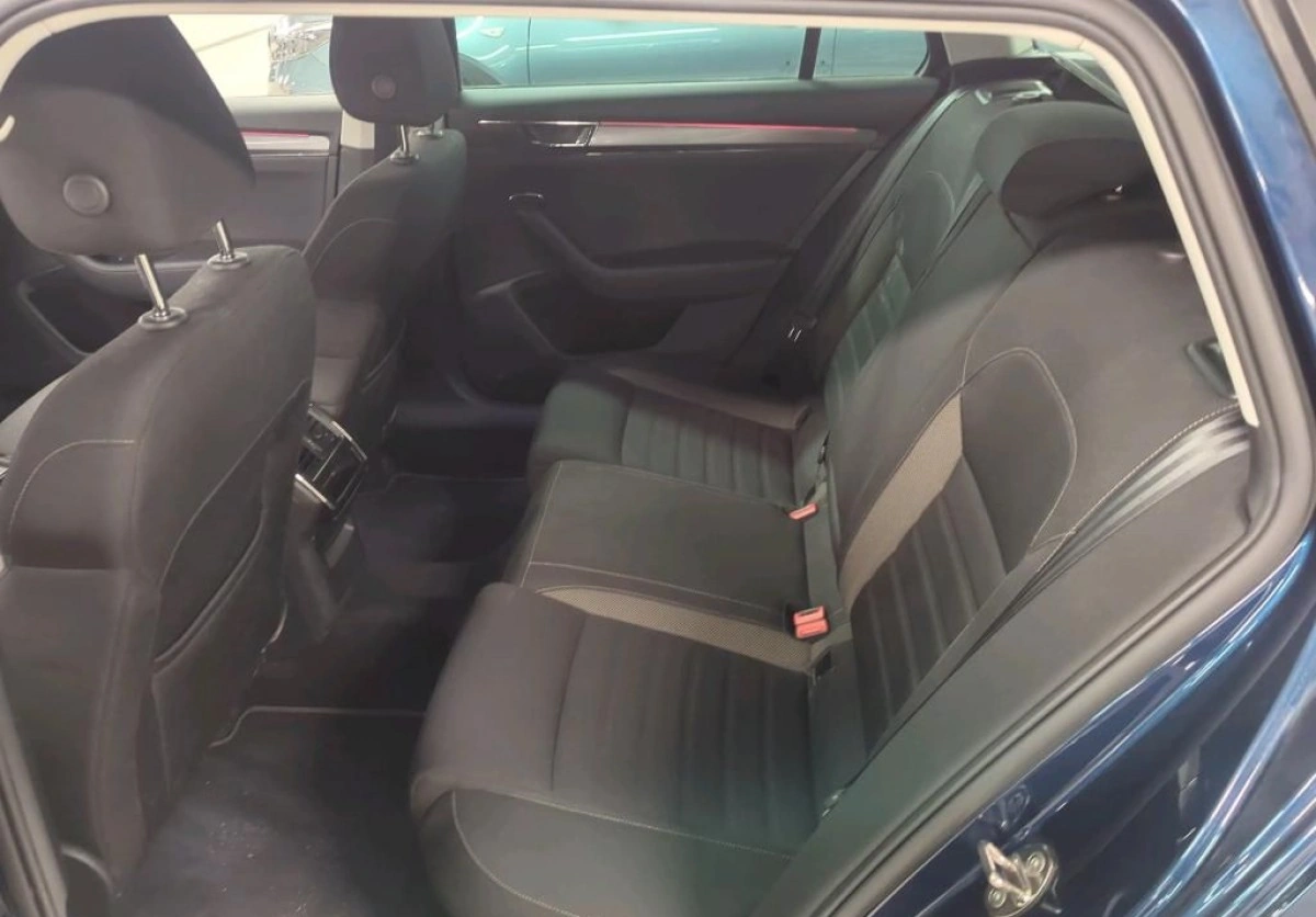 Skoda Superb - Zdjęcie 9