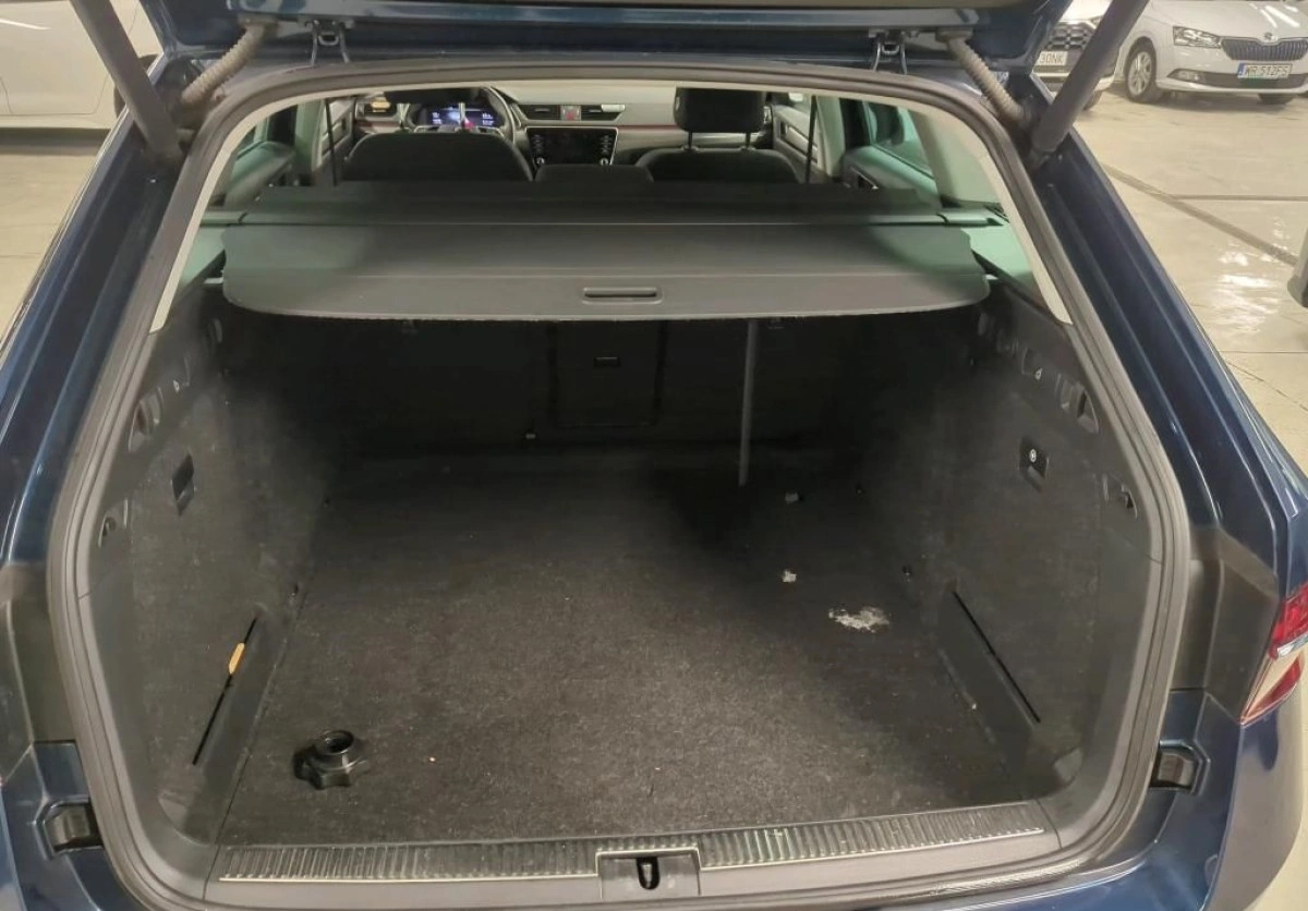 Skoda Superb - Zdjęcie 11