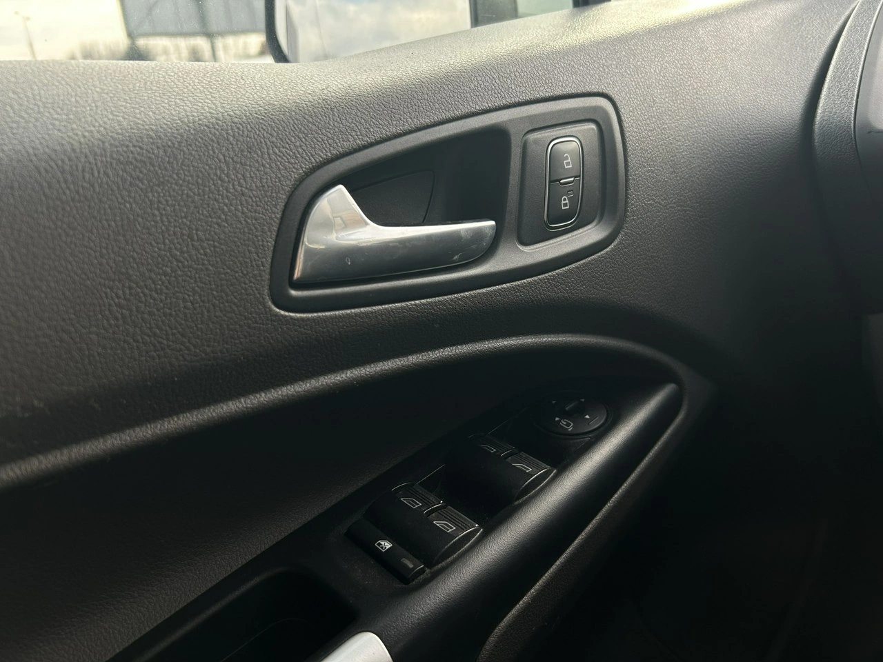 Ford Tourneo Connect - Zdjęcie 14