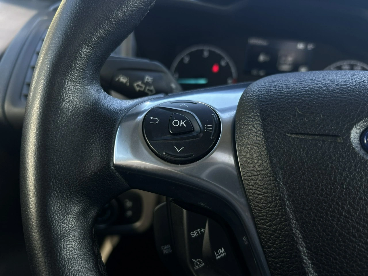 Ford Tourneo Connect - Zdjęcie 20