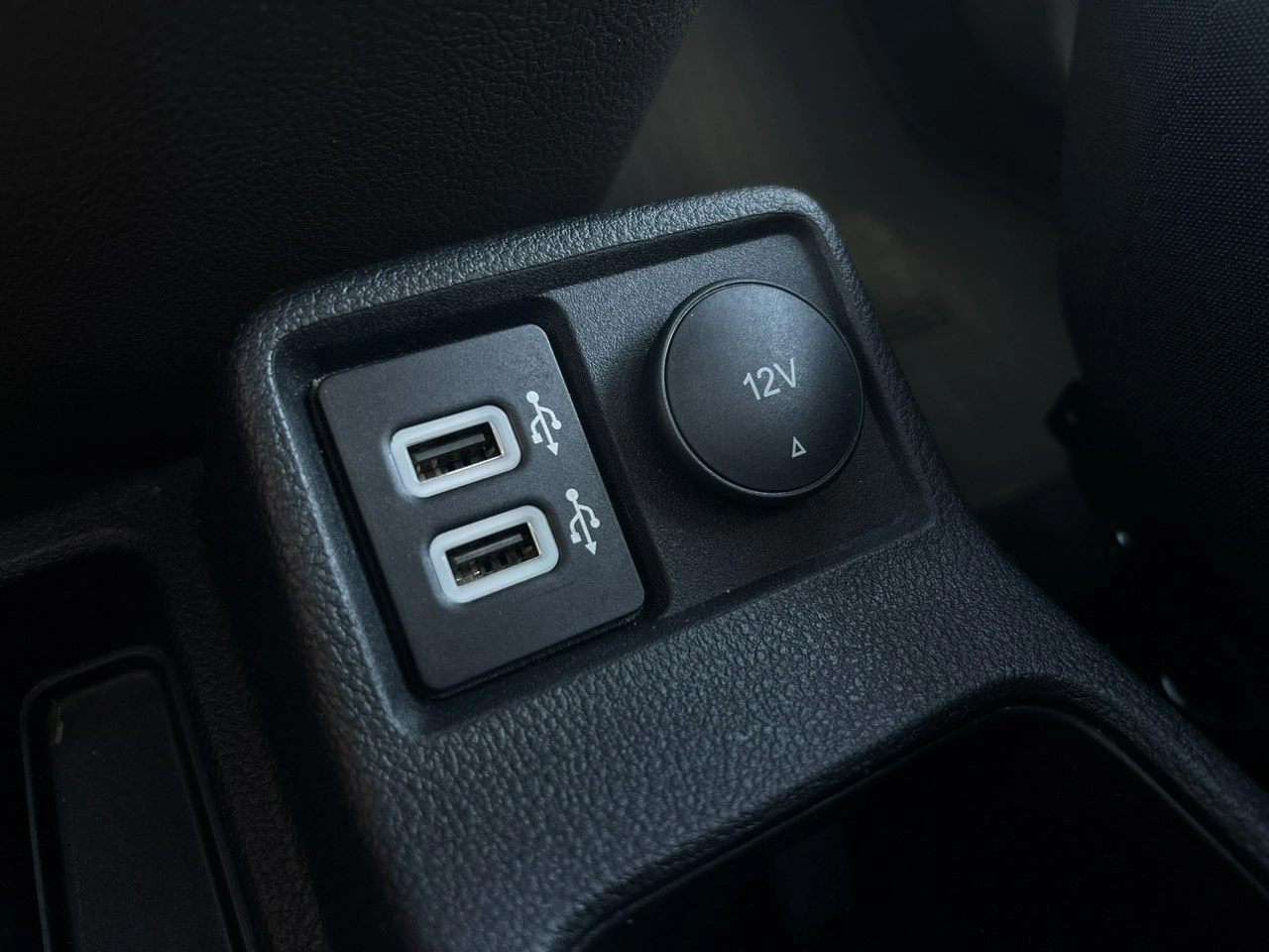 Ford Tourneo Connect - Zdjęcie 33