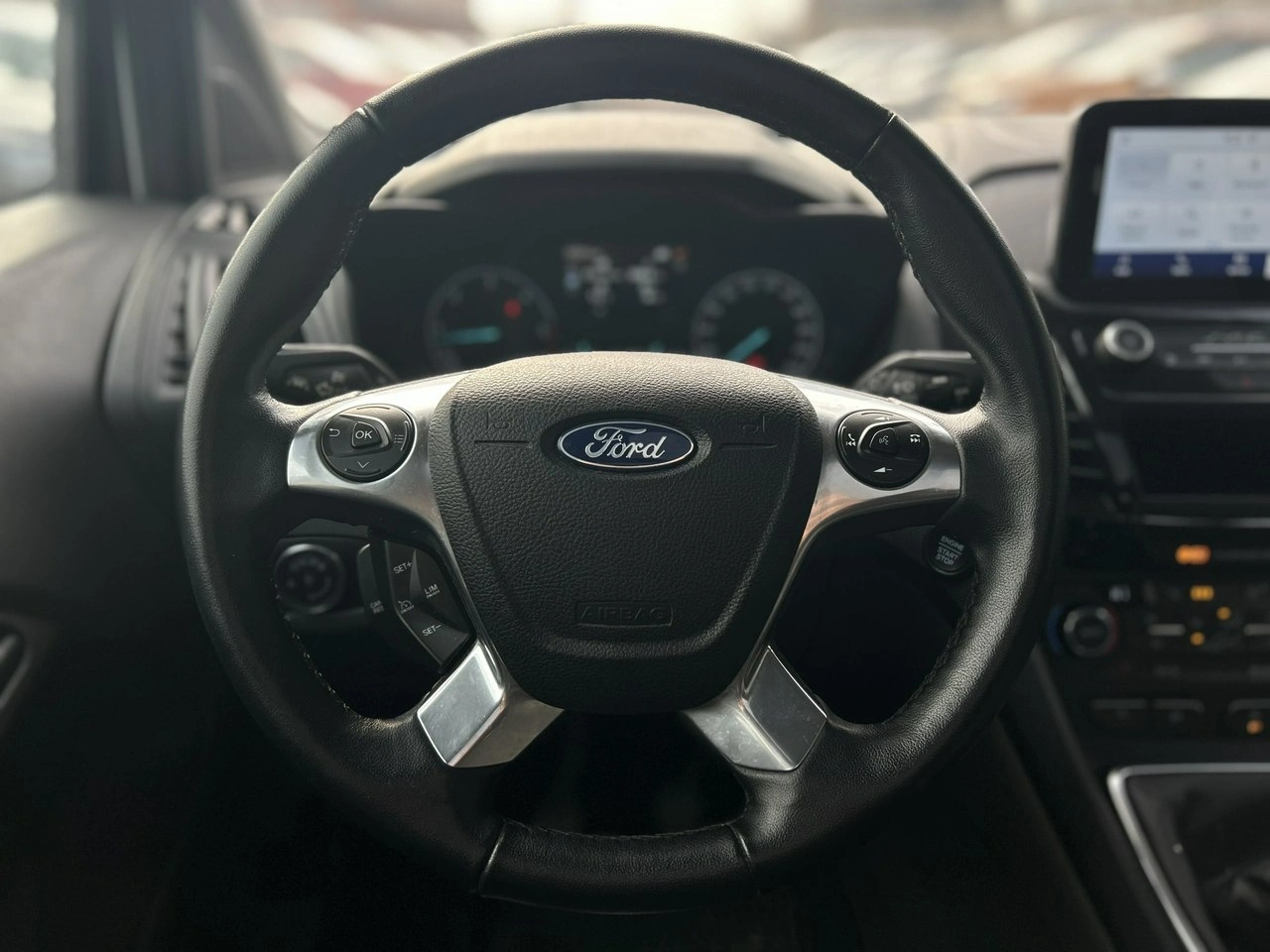 Ford Tourneo Connect - Zdjęcie 7