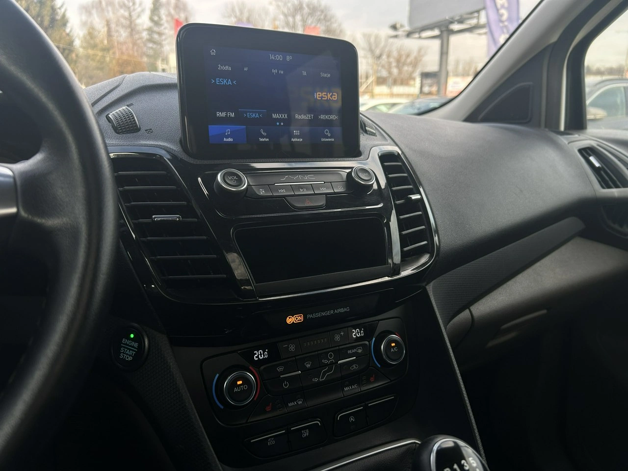 Ford Tourneo Connect - Zdjęcie 11