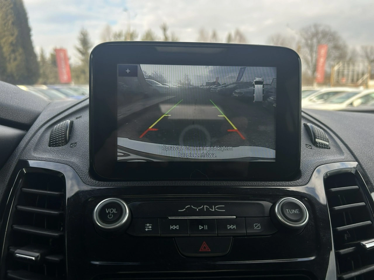 Ford Tourneo Connect - Zdjęcie 12