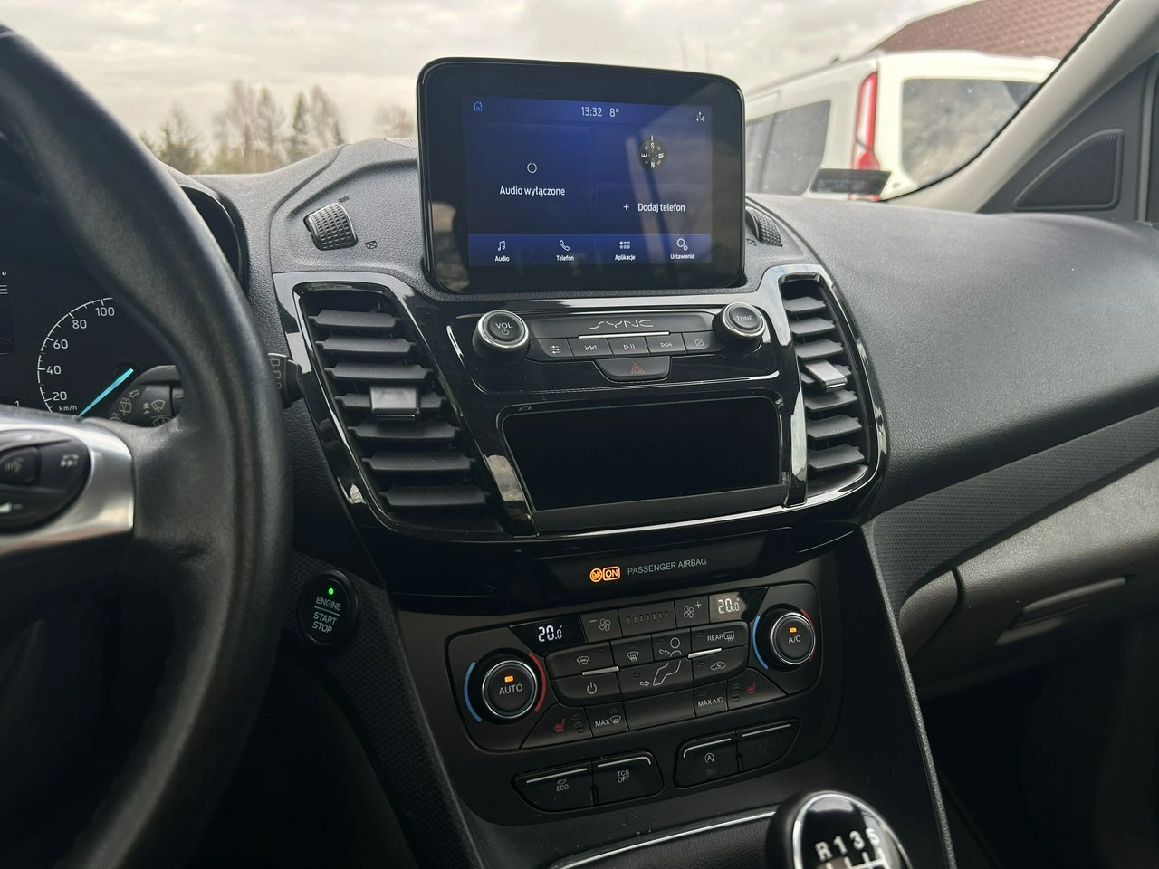 Ford Tourneo Connect - Zdjęcie 11