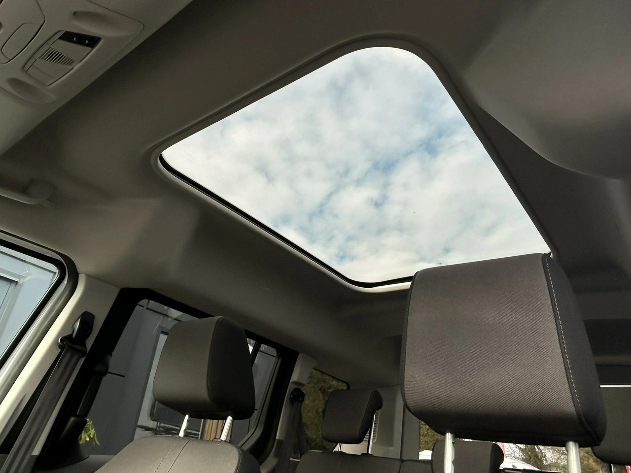 Ford Tourneo Connect - Zdjęcie 16