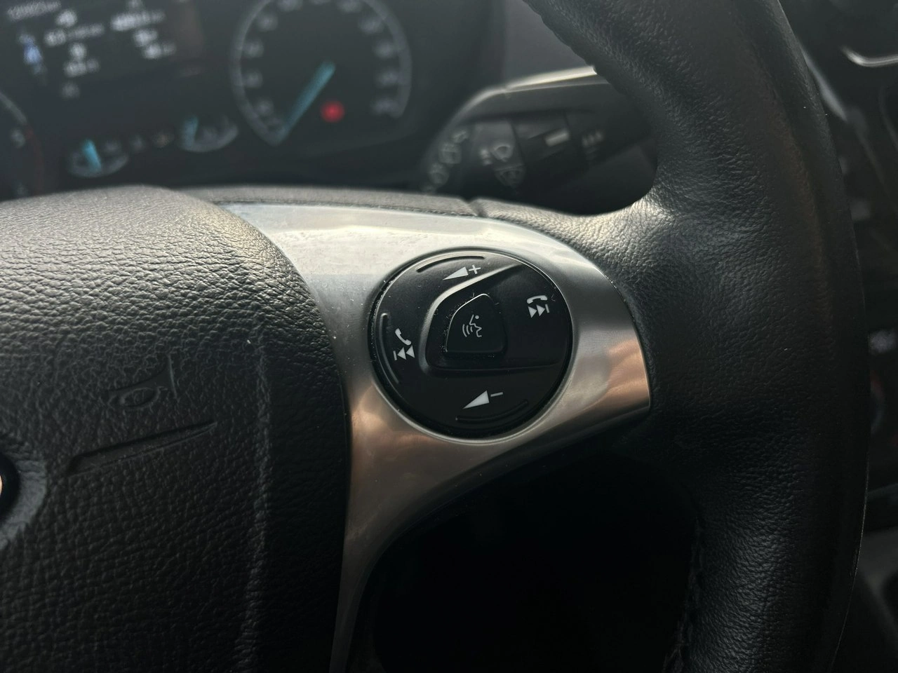 Ford Tourneo Connect - Zdjęcie 8