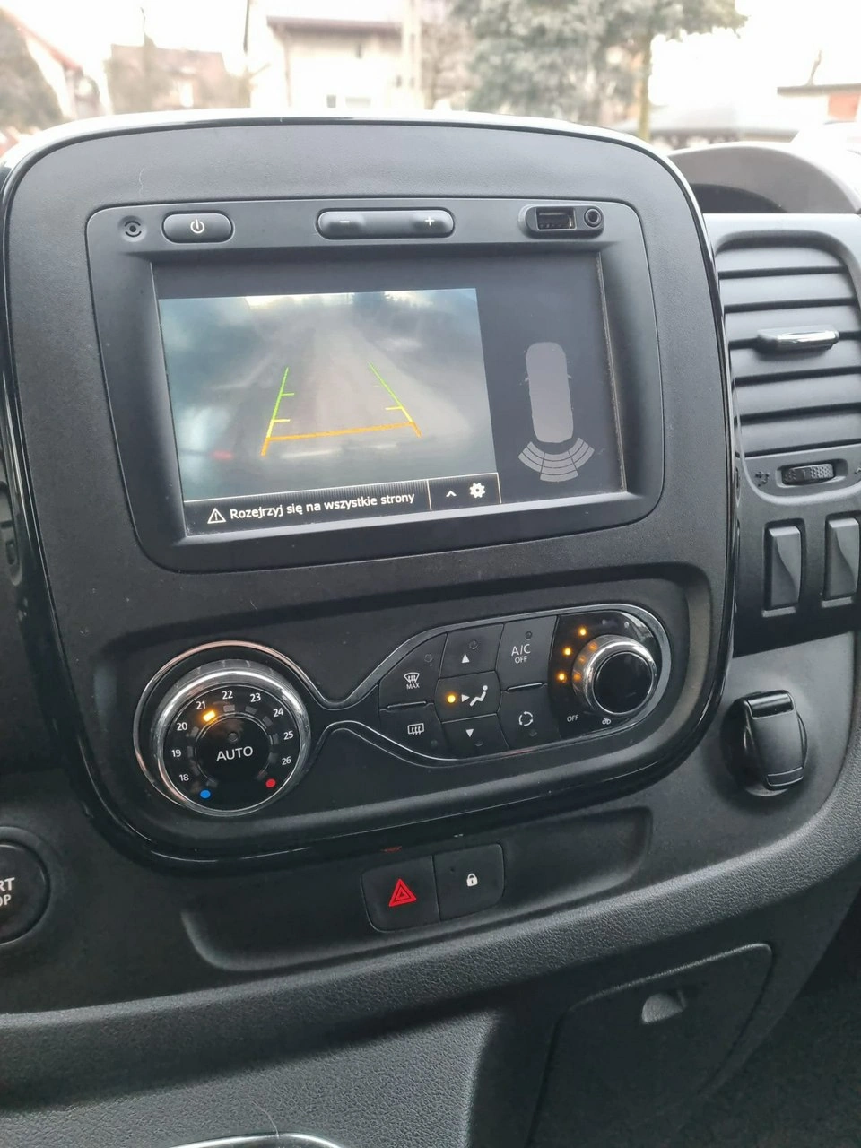 Opel Vivaro - Zdjęcie 15