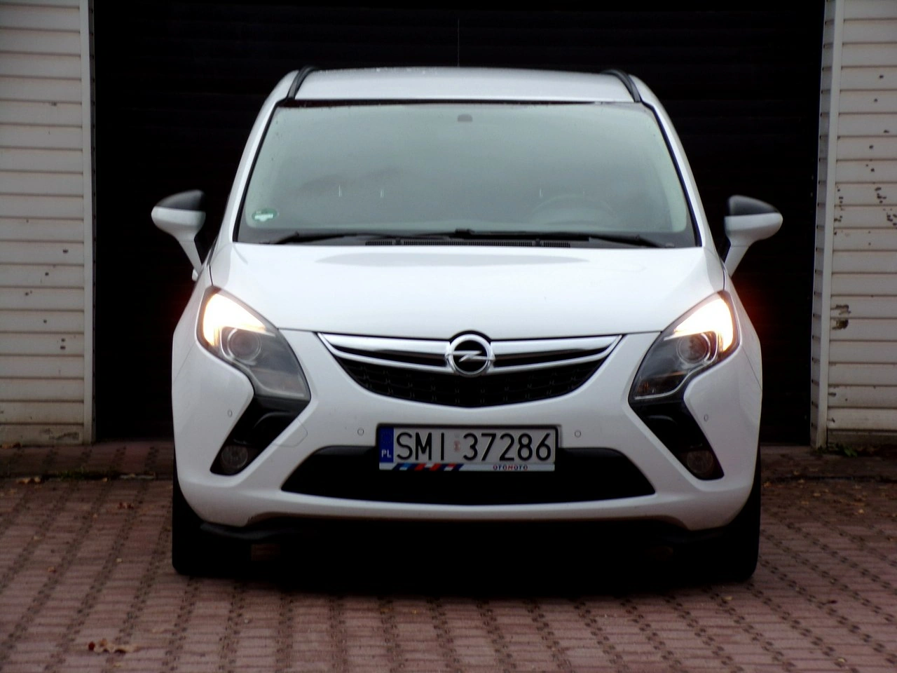 Opel Zafira - Zdjęcie 2