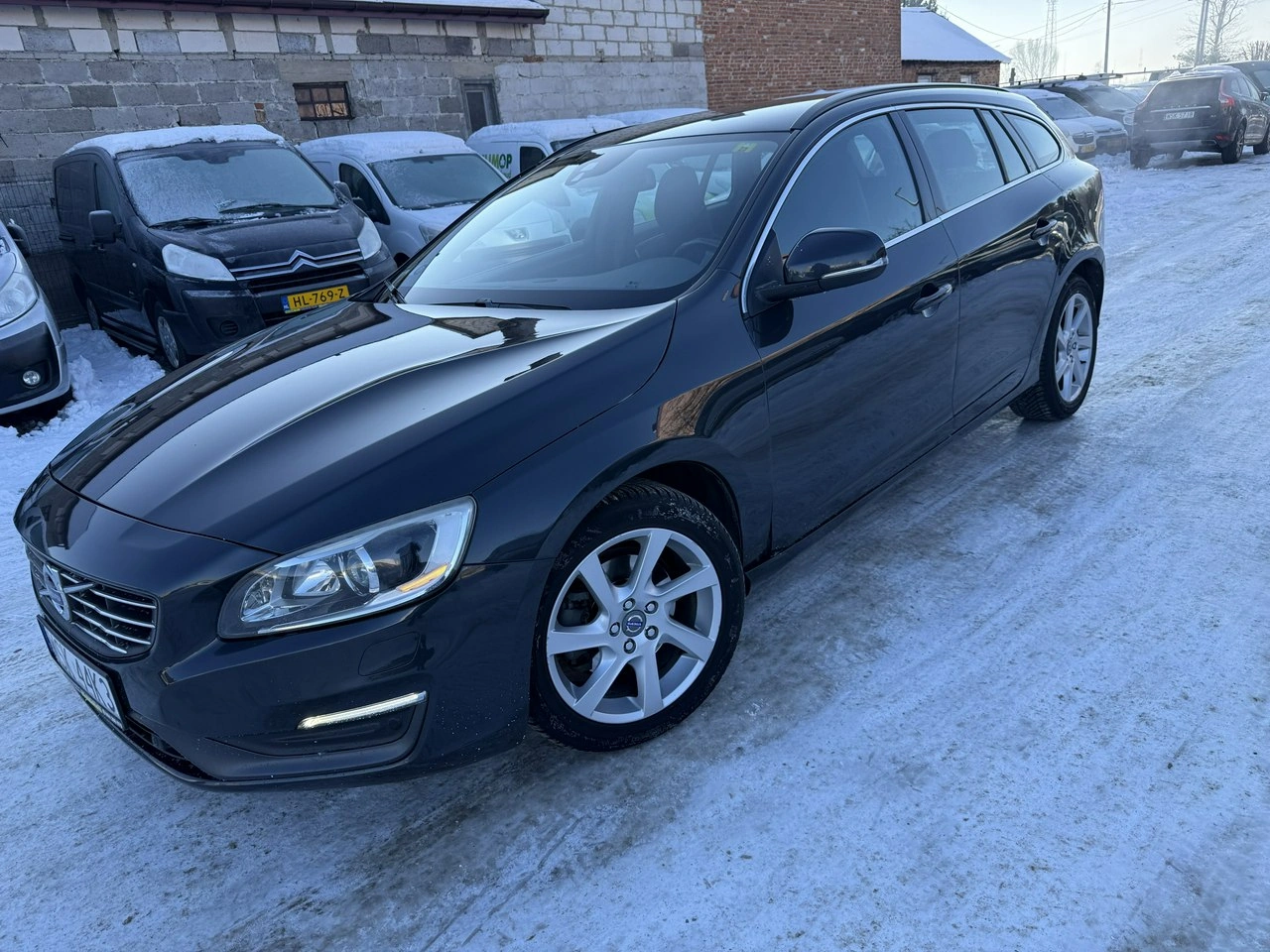 Volvo V60 - Główne zdjęcie