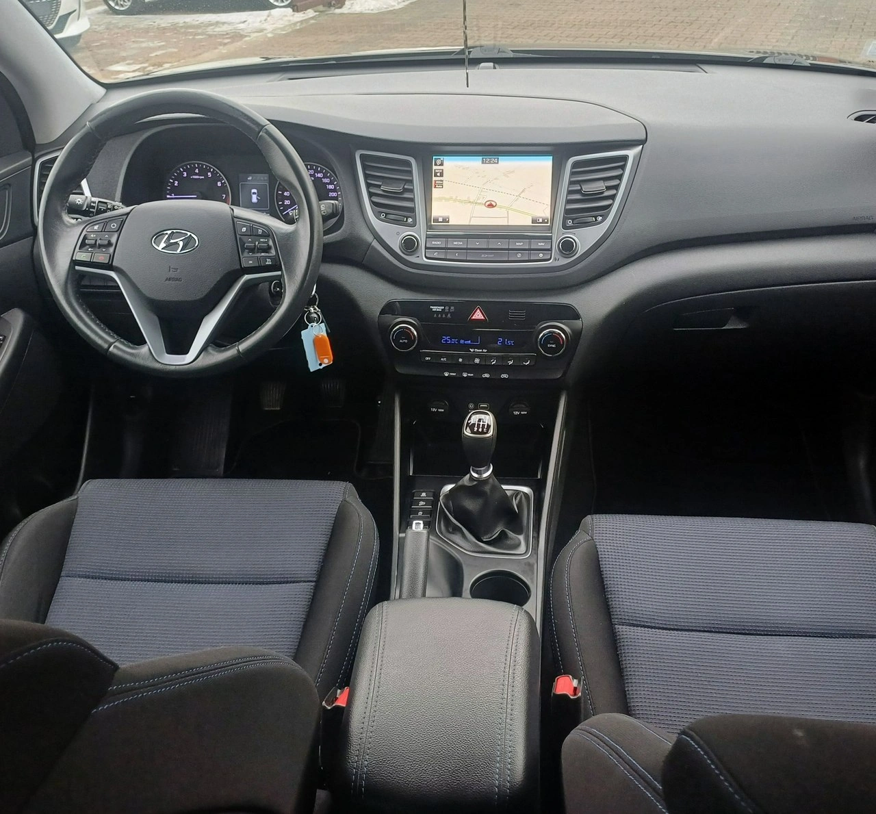 Hyundai Tucson - Zdjęcie 9