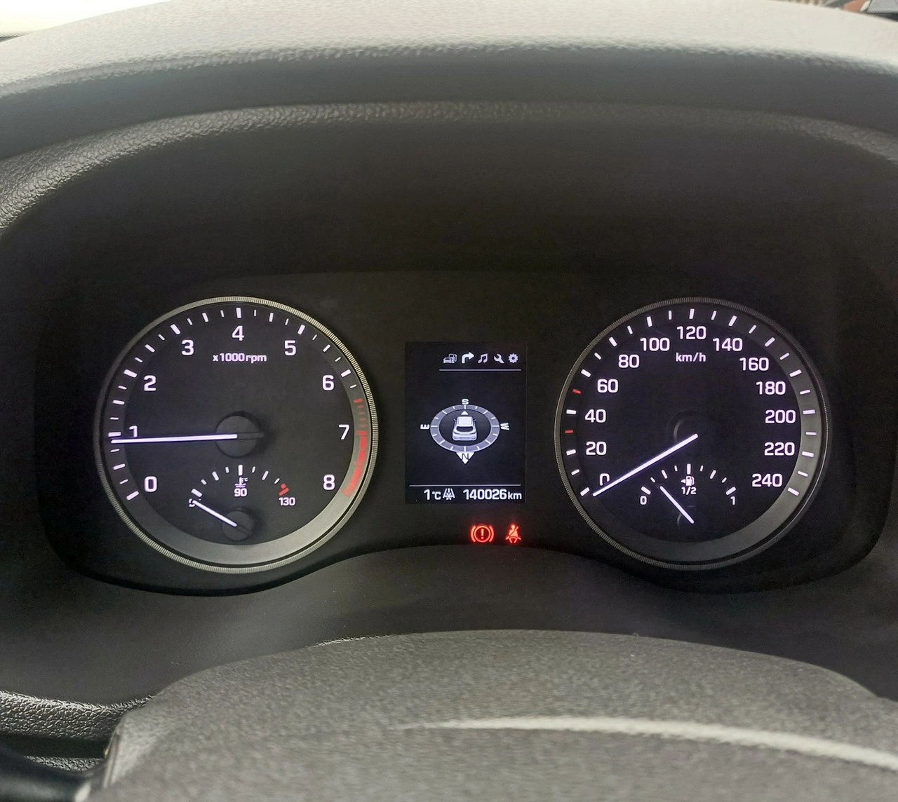 Hyundai Tucson - Zdjęcie 14