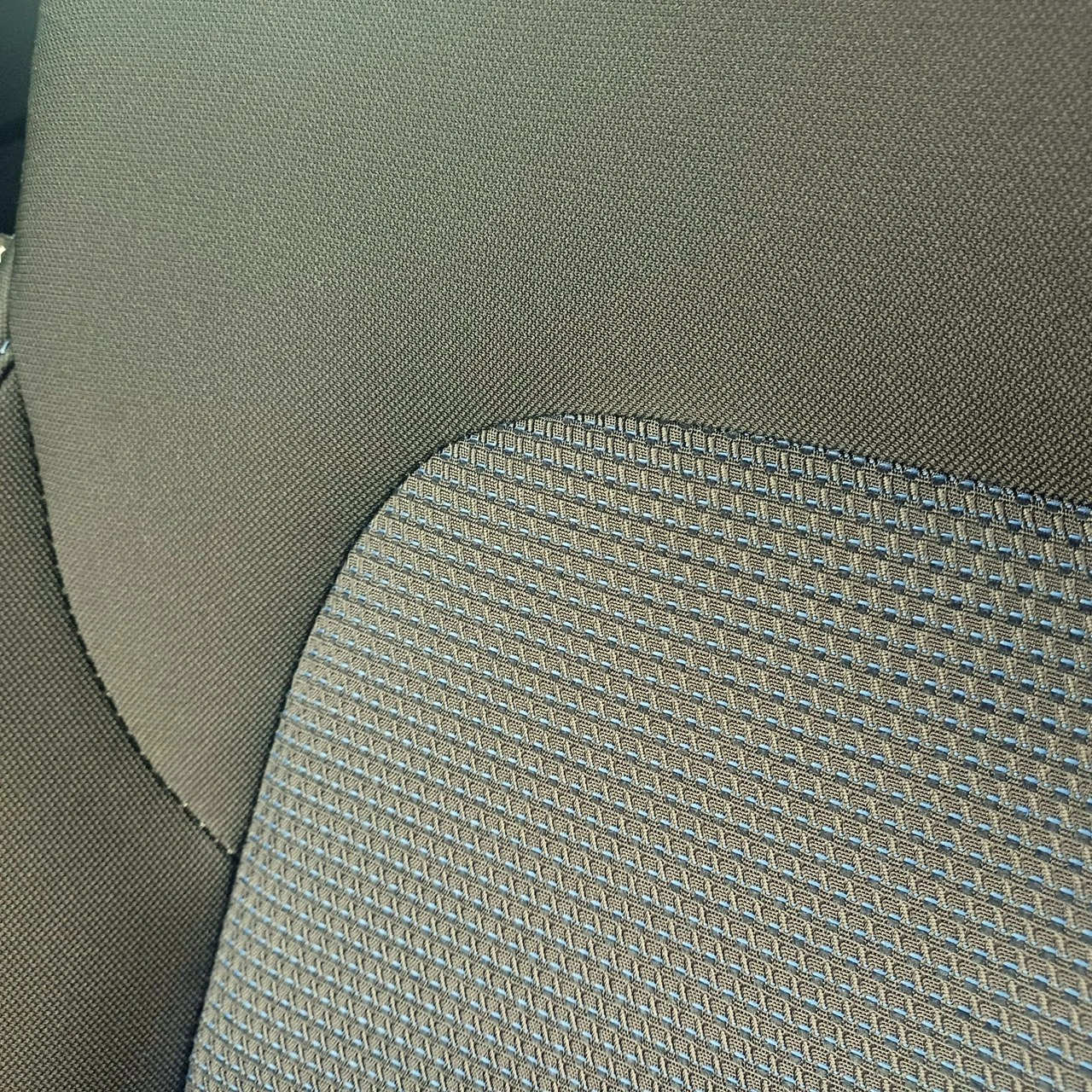 Hyundai Tucson - Zdjęcie 22