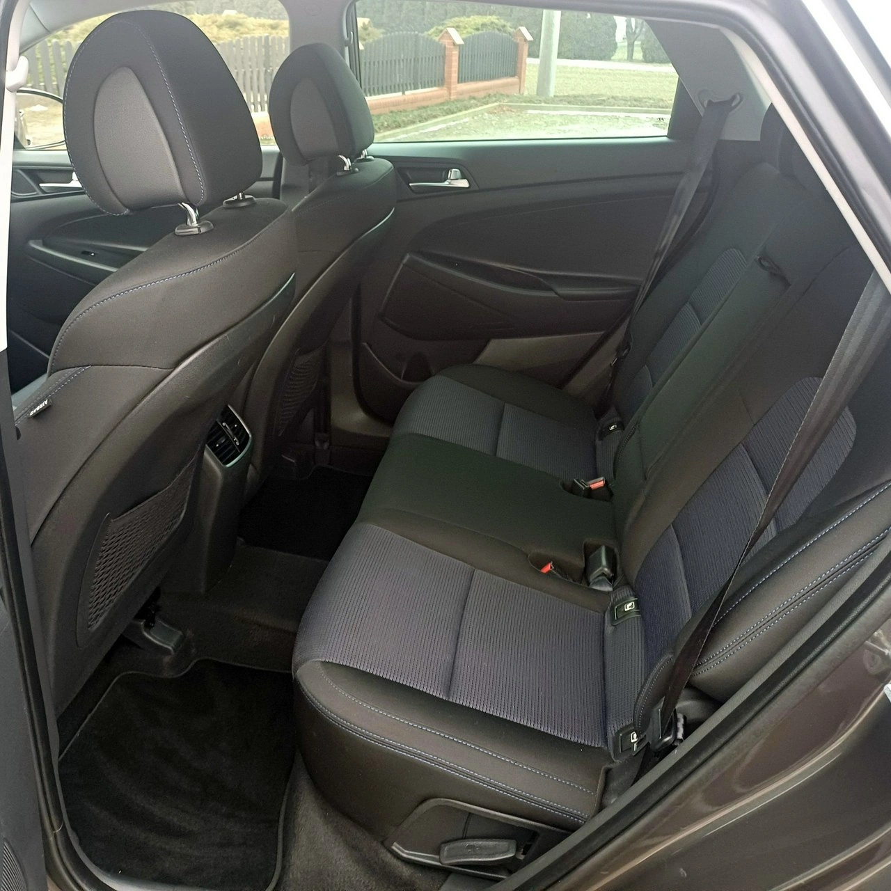 Hyundai Tucson - Zdjęcie 8