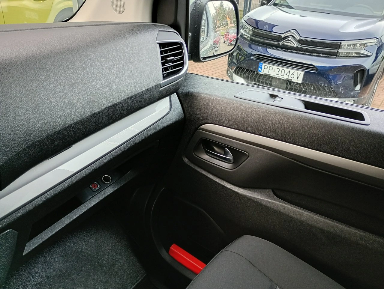 Opel Zafira - Zdjęcie 15