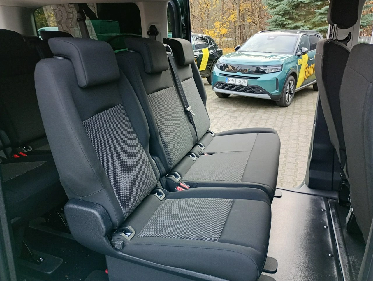 Opel Zafira - Zdjęcie 18