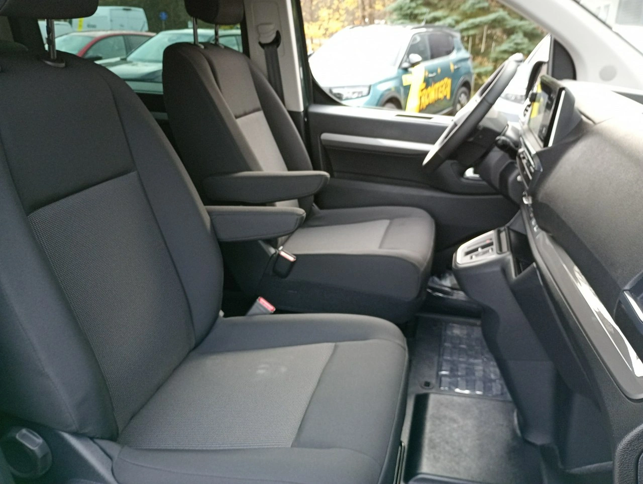 Opel Zafira - Zdjęcie 21