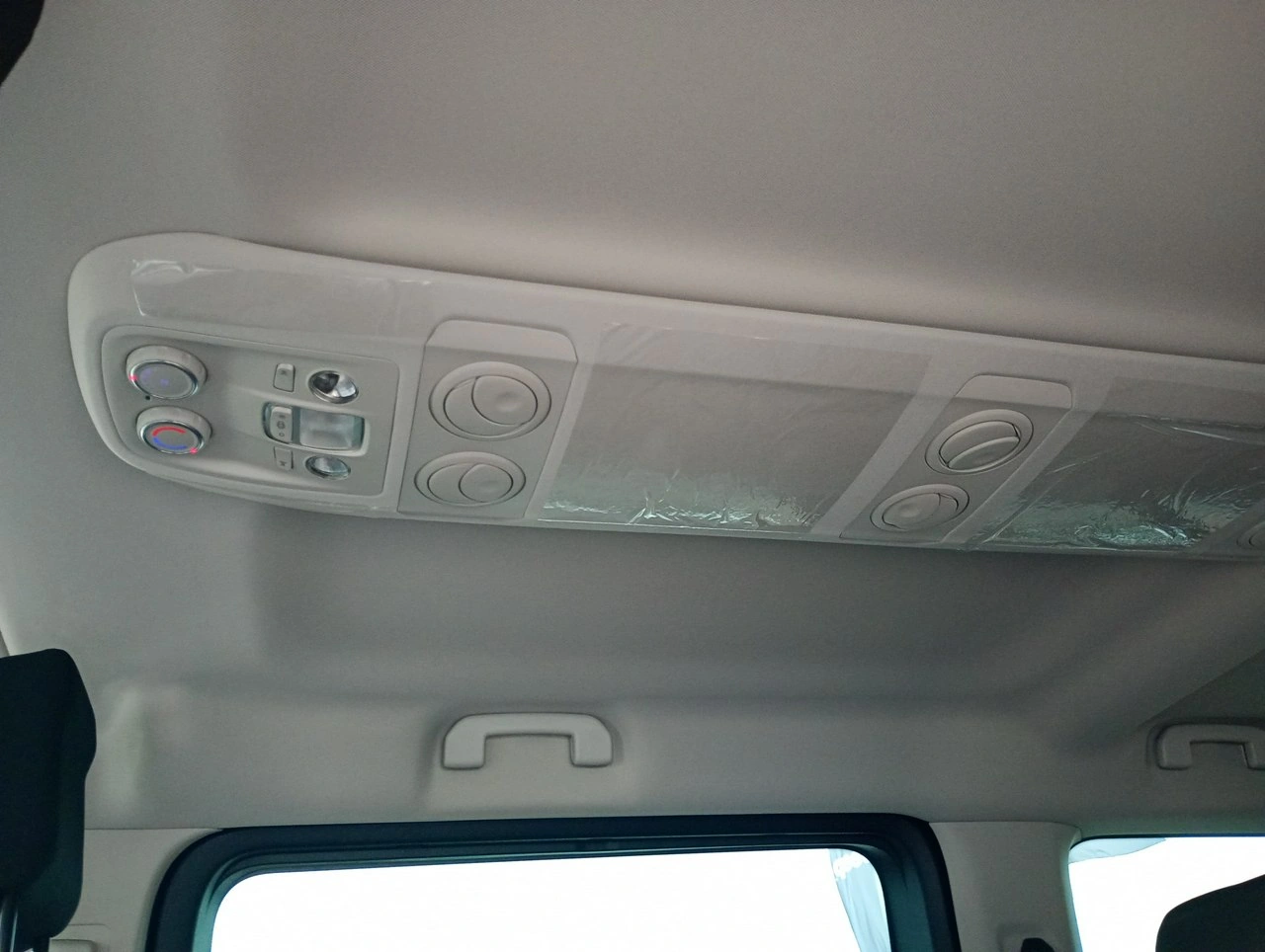 Opel Zafira - Zdjęcie 35