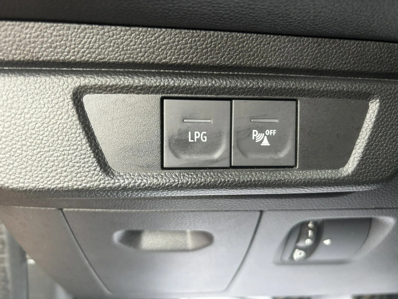 Dacia Jogger - Zdjęcie 17