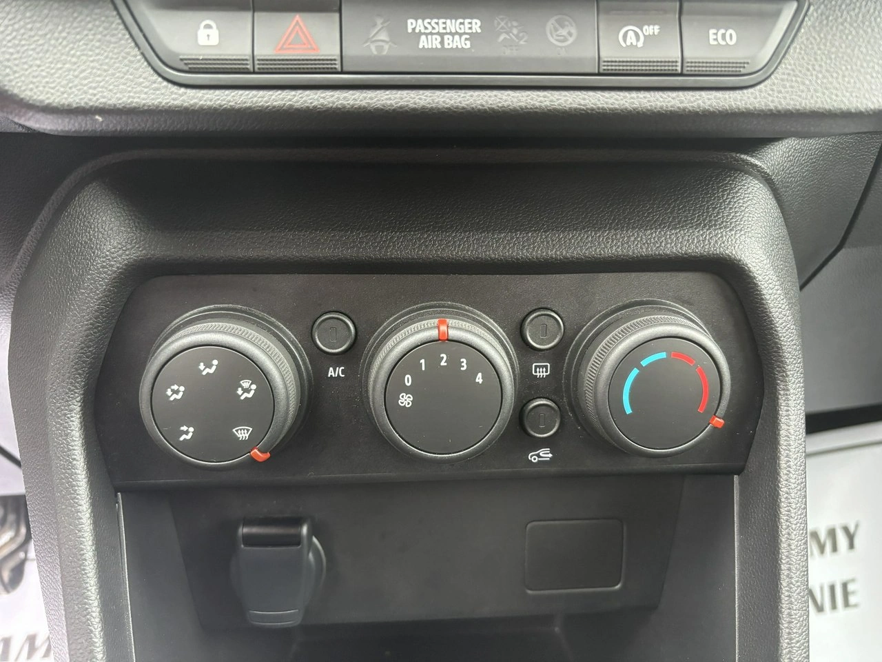 Dacia Jogger - Zdjęcie 23