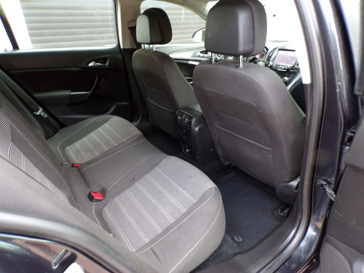 Opel Insignia - Zdjęcie 26