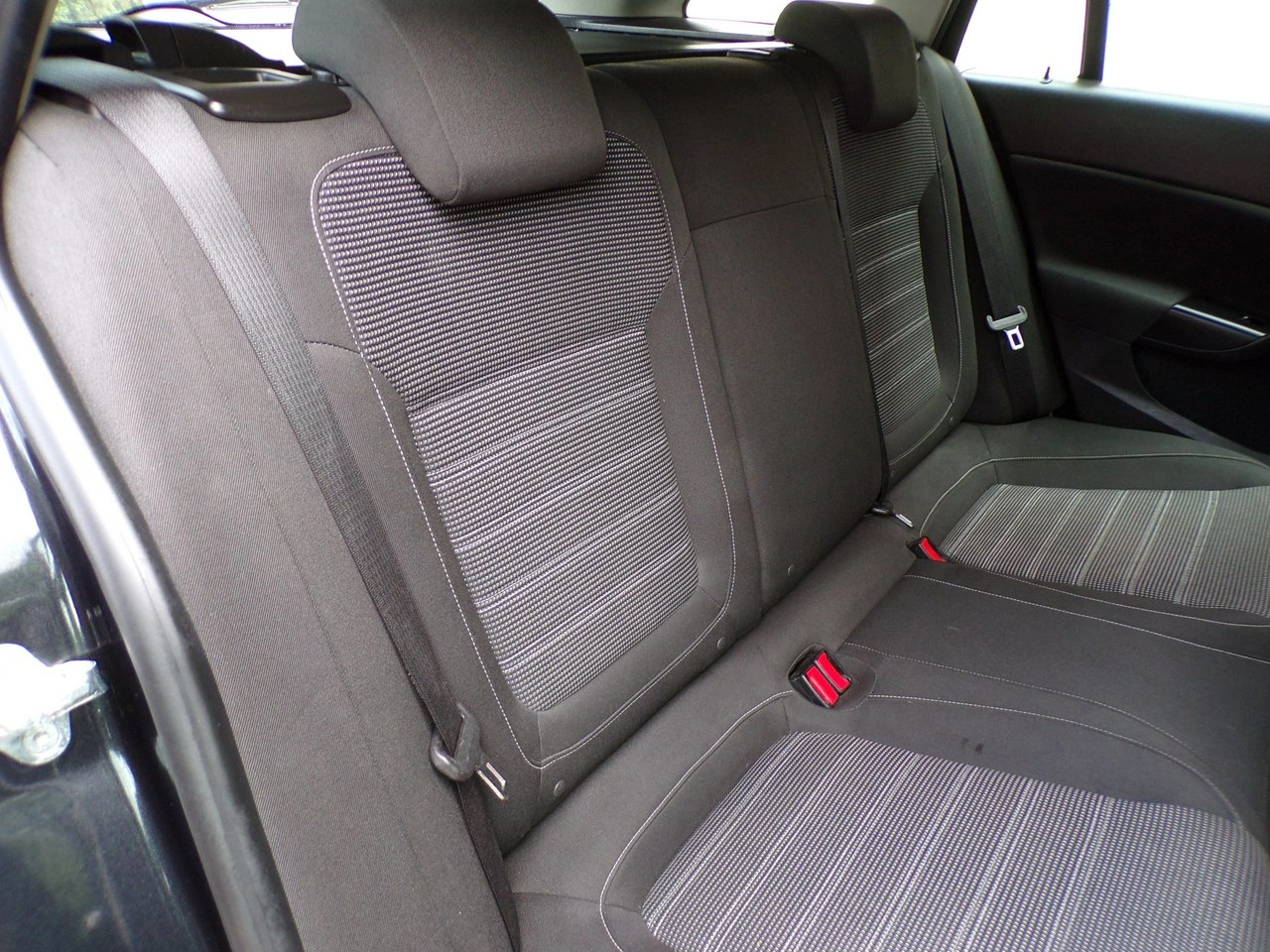 Opel Insignia - Zdjęcie 28