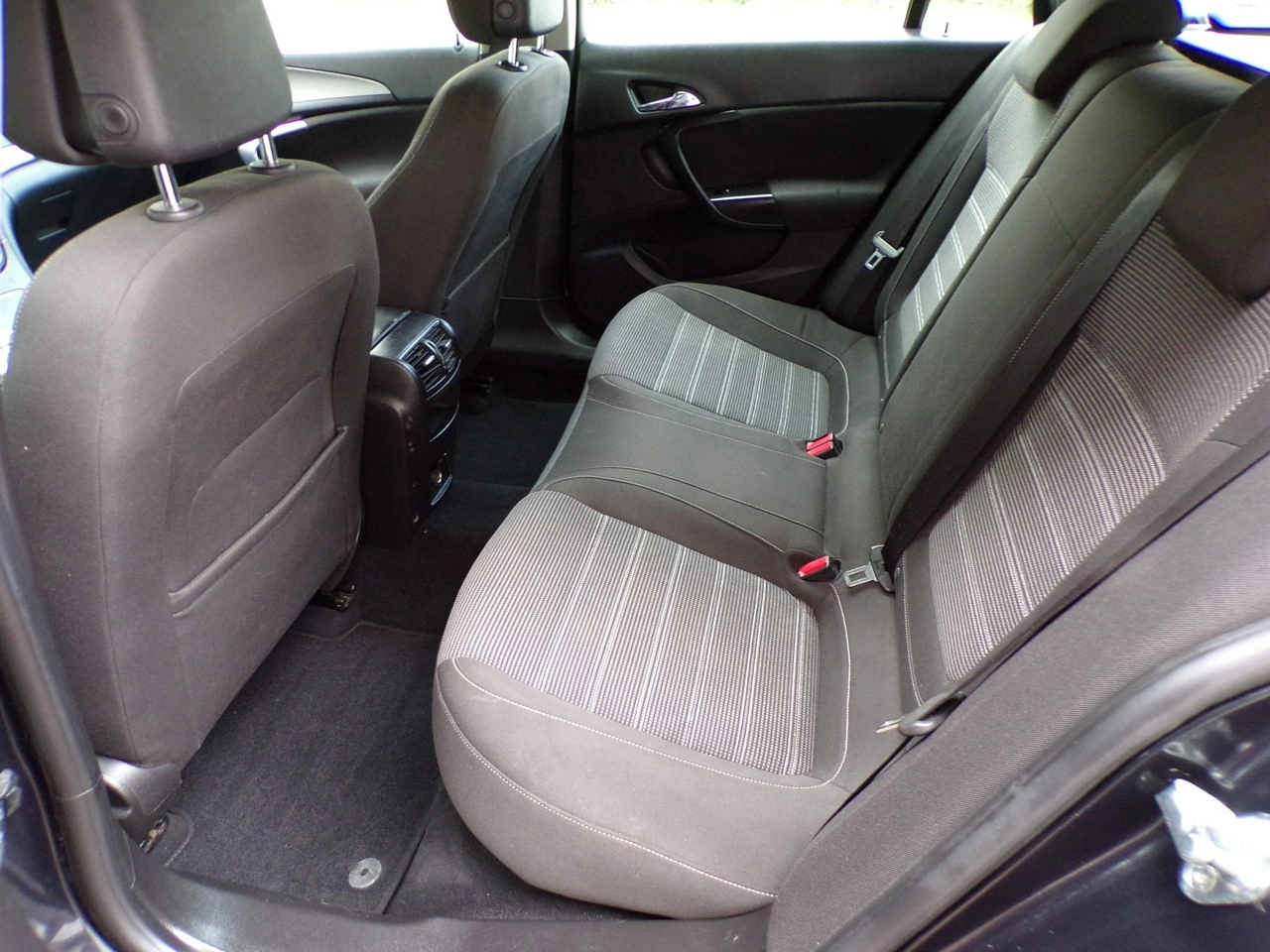 Opel Insignia - Zdjęcie 29