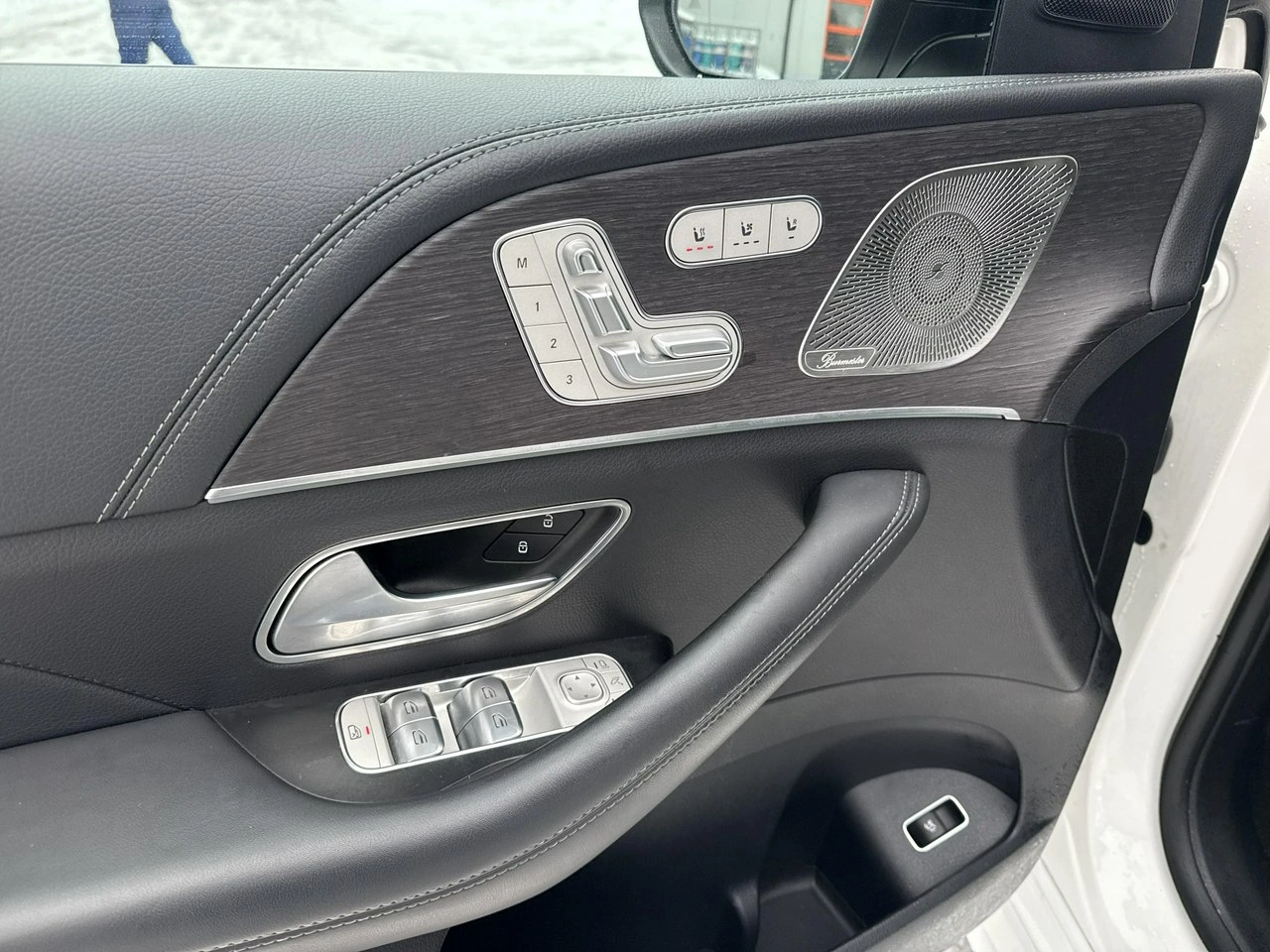 Mercedes GLE 300 - Zdjęcie 11