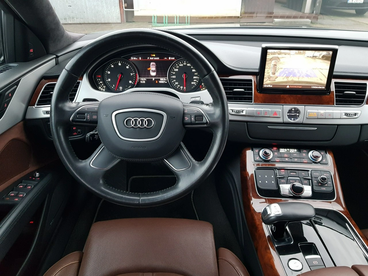 Audi A8 - Zdjęcie 12