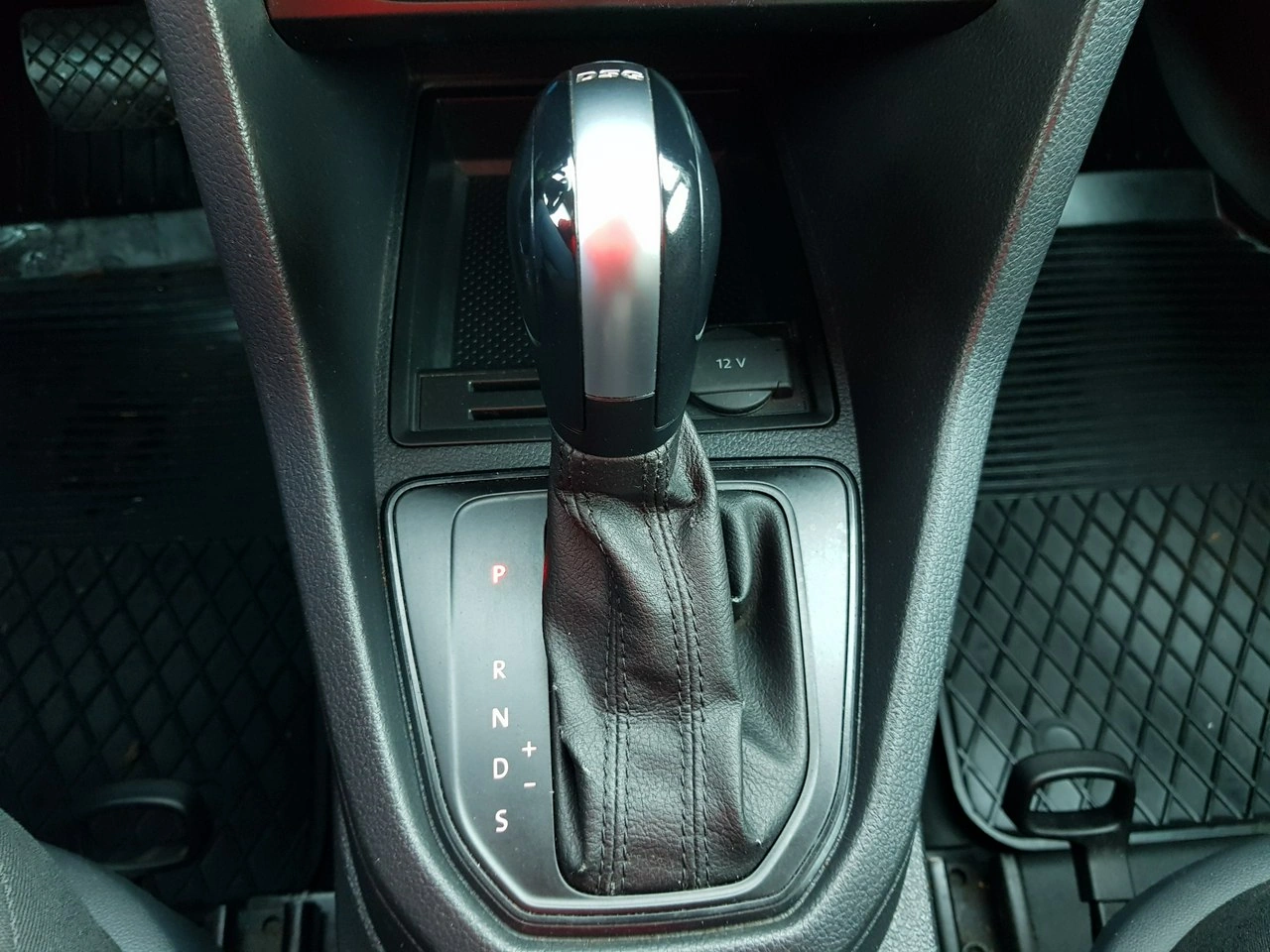 Volkswagen Caddy - Zdjęcie 14