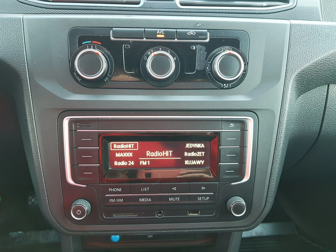 Volkswagen Caddy - Zdjęcie 15