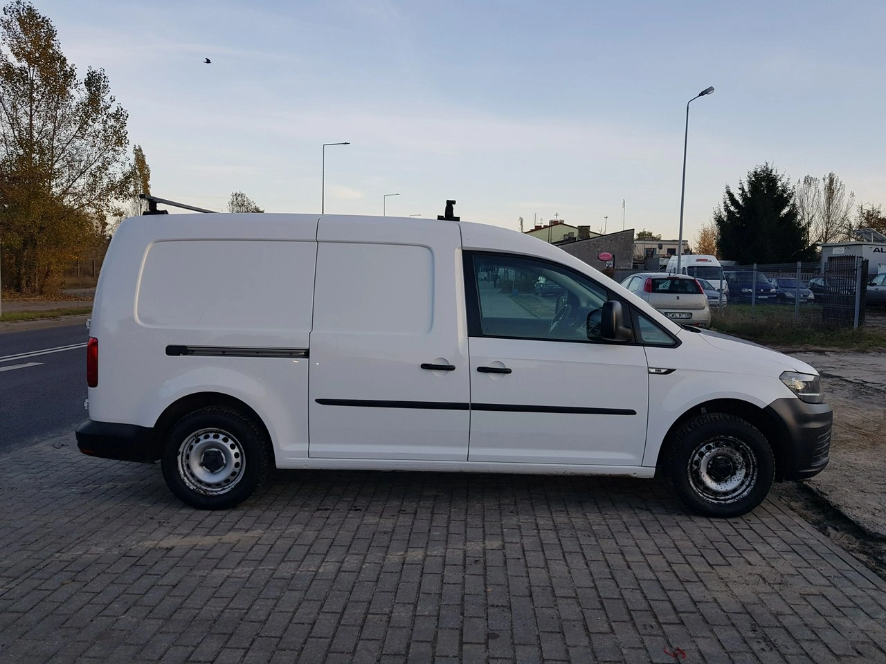 Volkswagen Caddy - Zdjęcie 3