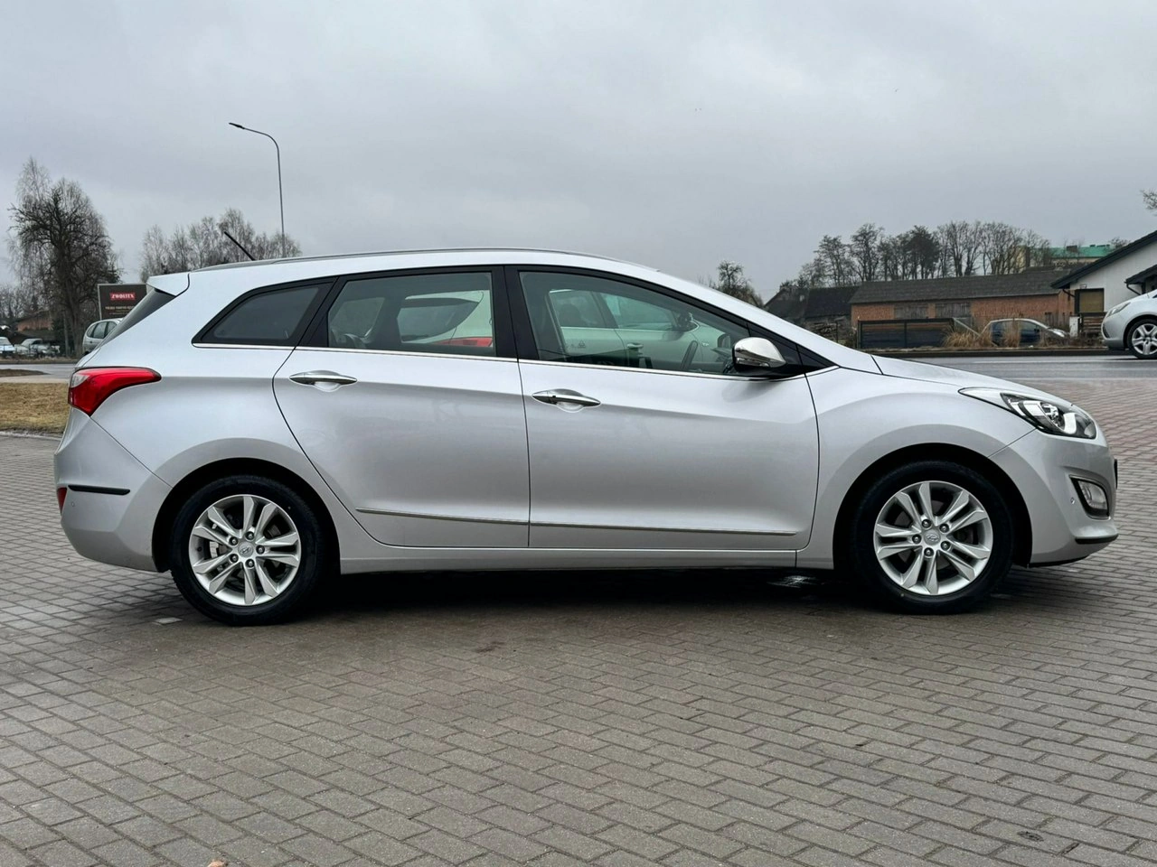 Hyundai i30 - Zdjęcie 13