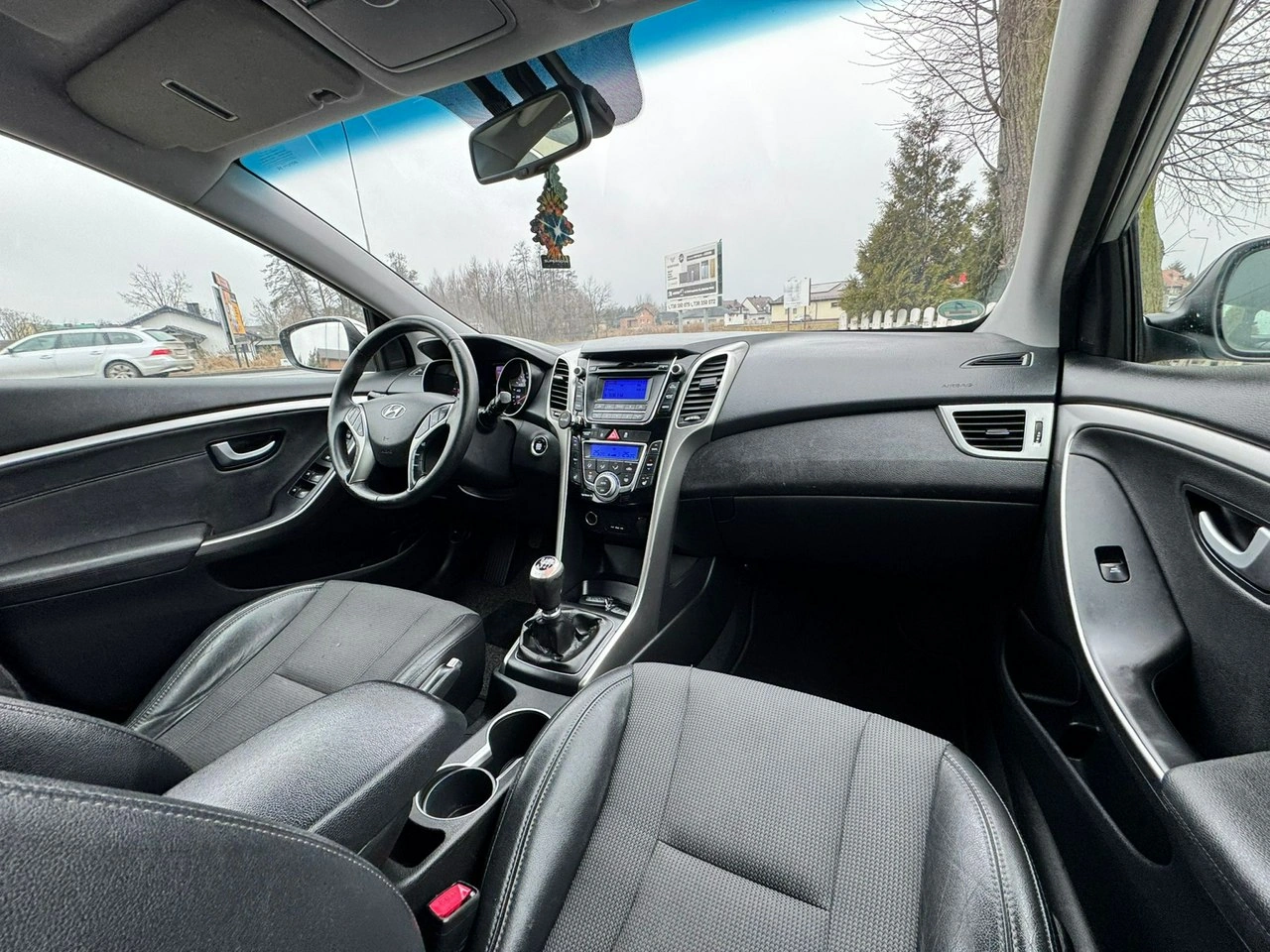 Hyundai i30 - Zdjęcie 22