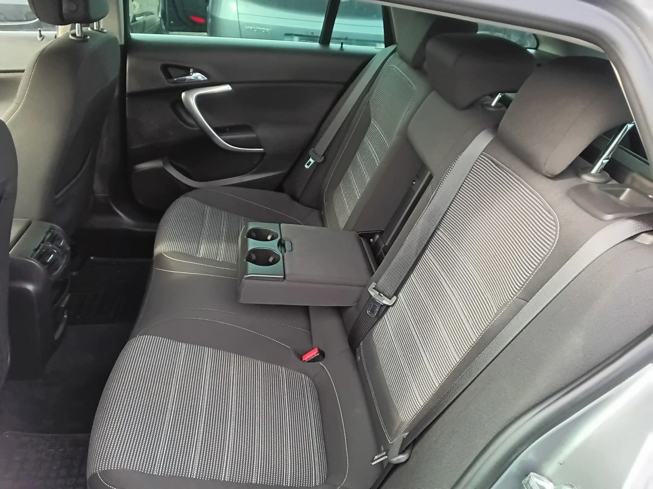 Opel Insignia - Zdjęcie 7