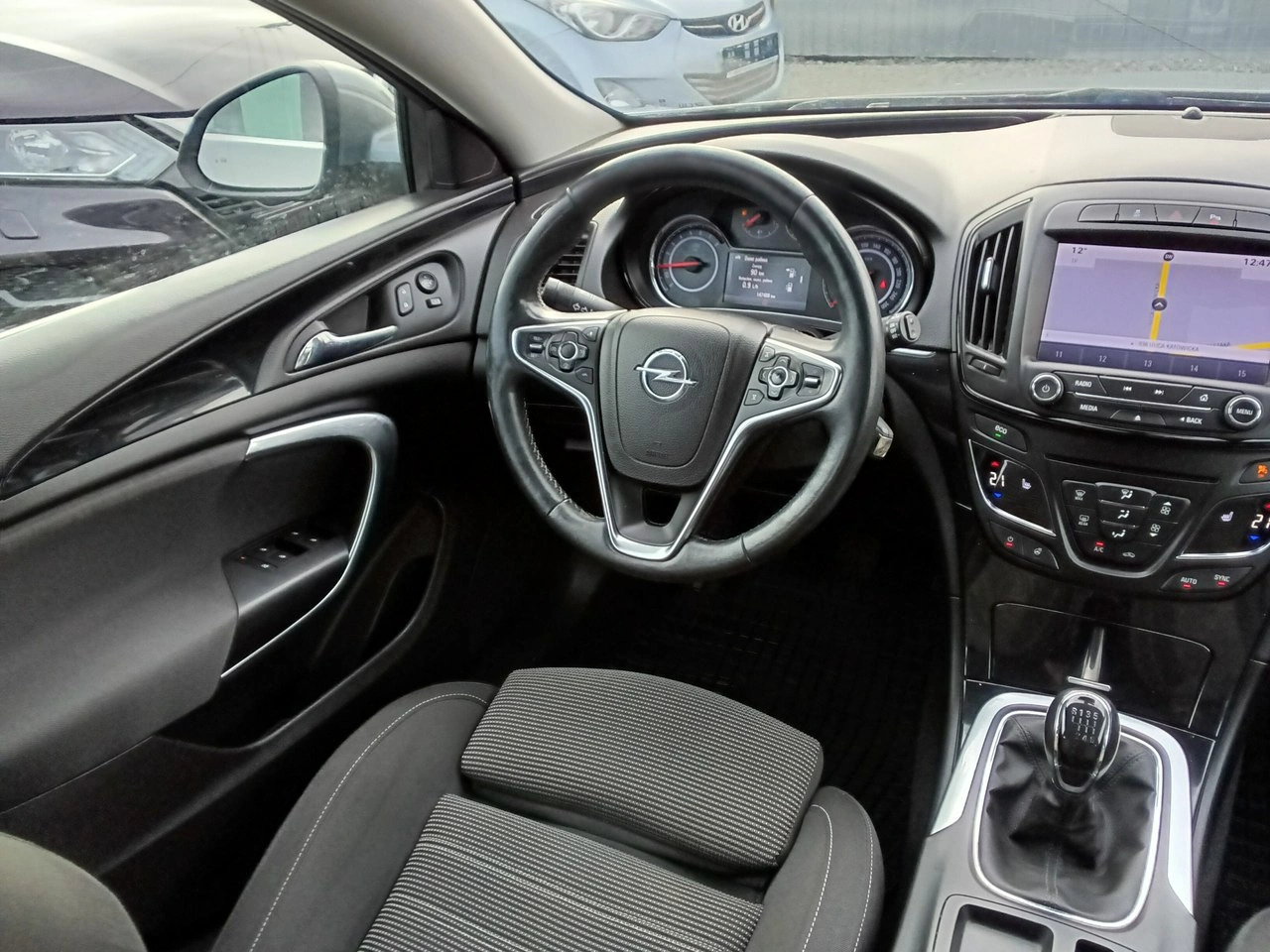 Opel Insignia - Zdjęcie 8