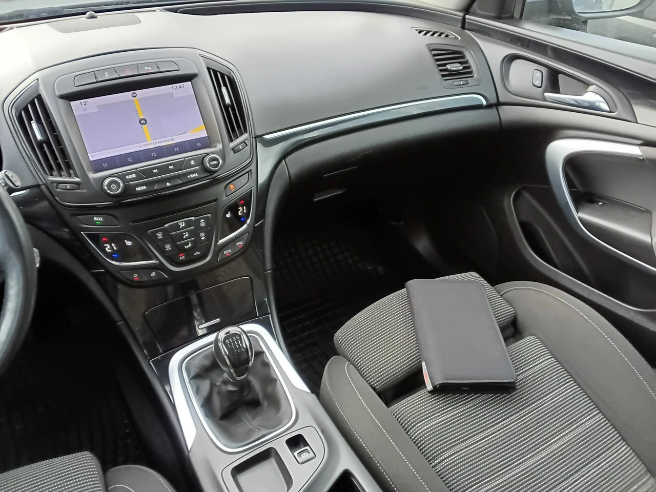 Opel Insignia - Zdjęcie 14